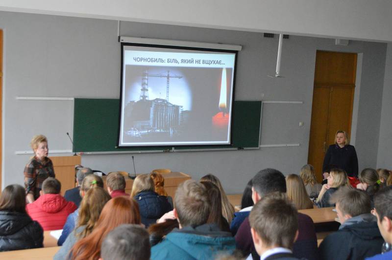 Кафедра гуманітарних дисциплін провела заходи до 32-ї річниці Чорнобильської трагедії