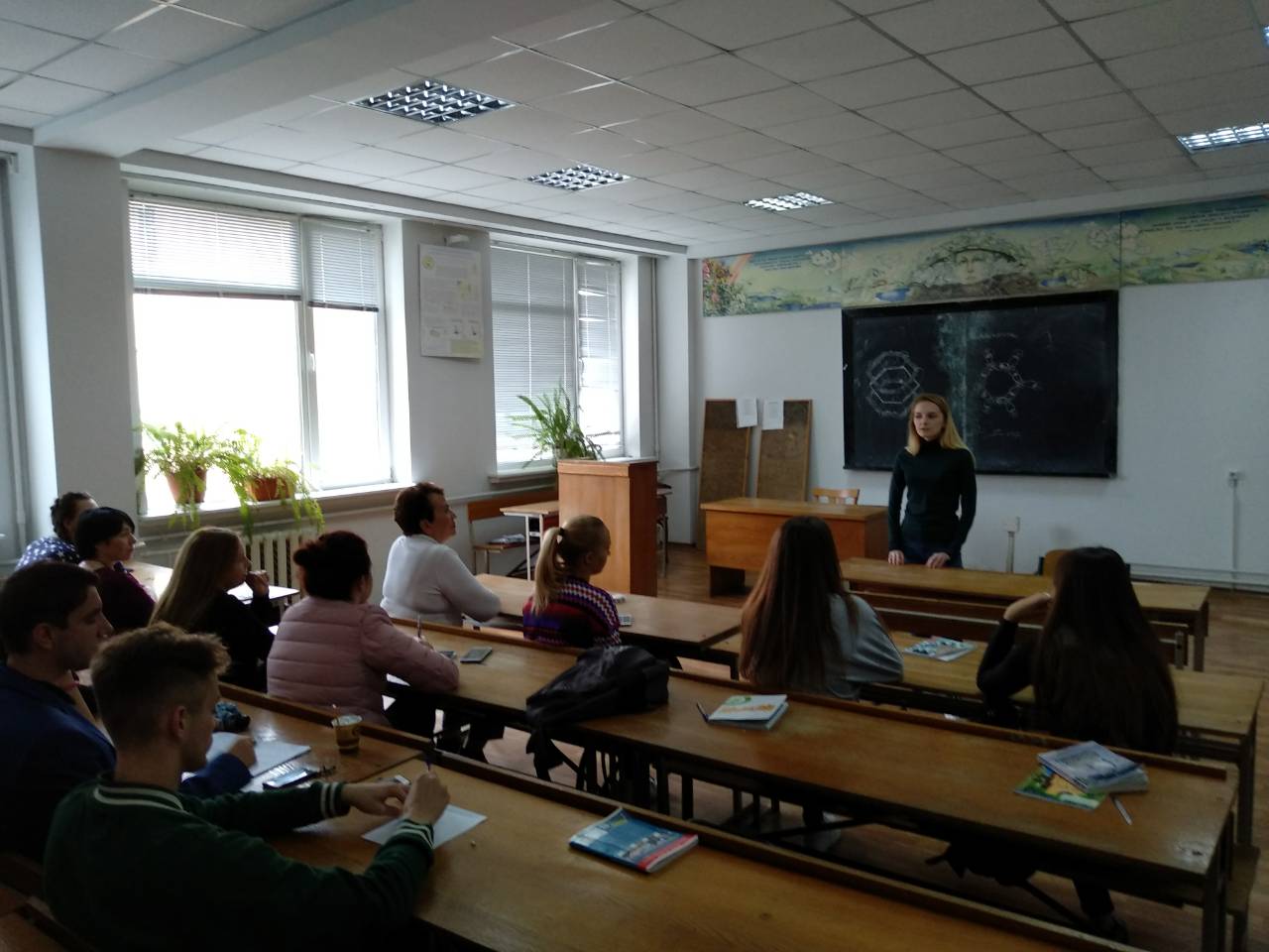 До студентів-екологів завітала випускниця кафедри – нині фахівець Державної екологічної інспекції України