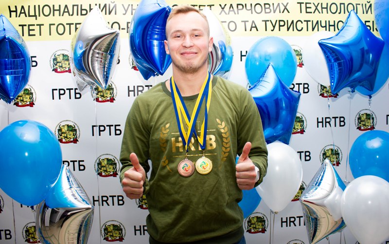 Студент спеціальності «Готельно-ресторанна справа» – чемпіон України зі стрибків у воду