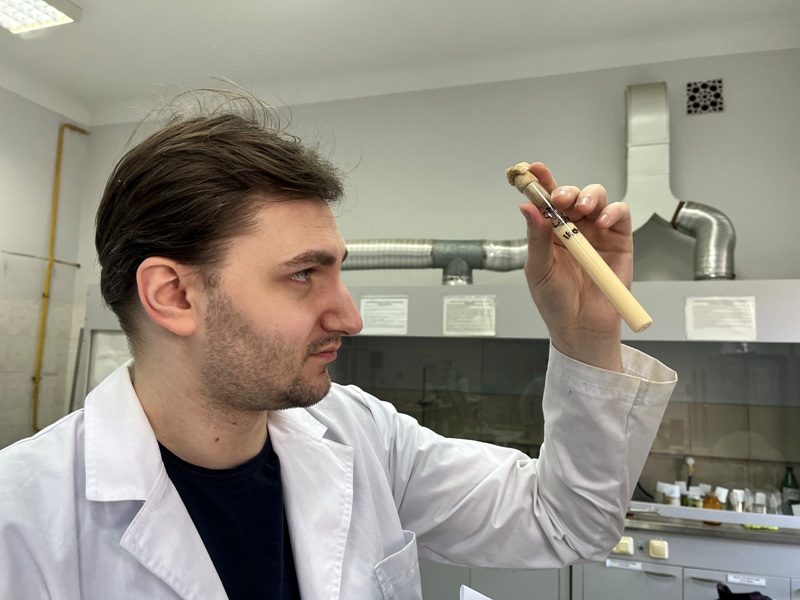 Наукова робота здобувача PhD: отримання наночастинок селену з використанням молочнокислих бактерій