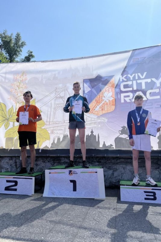 «Kyiv city race» на День Києва - нагороди в нашій скарбничці