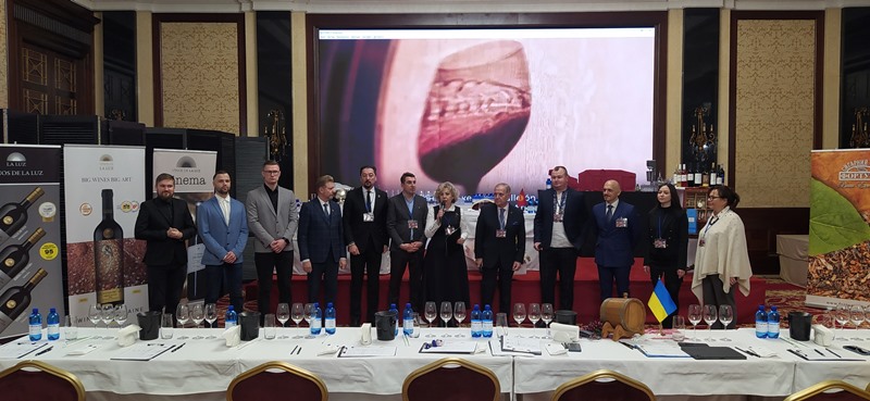 Представники НУХТ на VIII Міжнародному форумі виноробів та сомельє