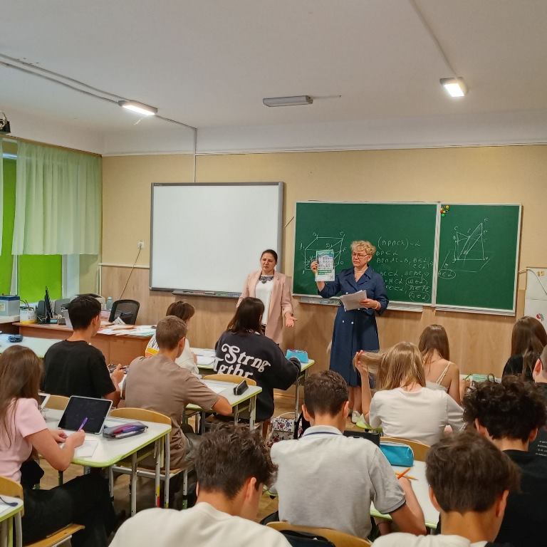 Триває спільна профорієнтація школярів від  Підготовчого відділення НУХТ і факультету ГРТБ імені проф. В.Ф. Доценка