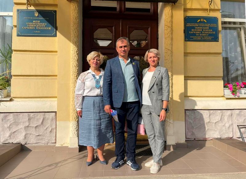 Профорієнтаційна команда Навчально-наукового інституту харчових технологій у Львові