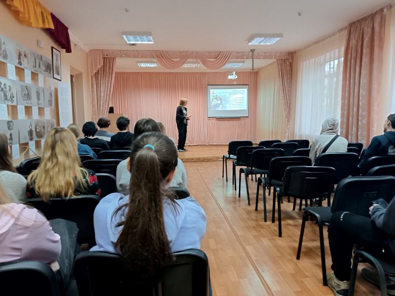 Про важливе: здобувачі ННІТІ ім. акад. І.С. Гулого спілкуються зі столичними ліцеїстами