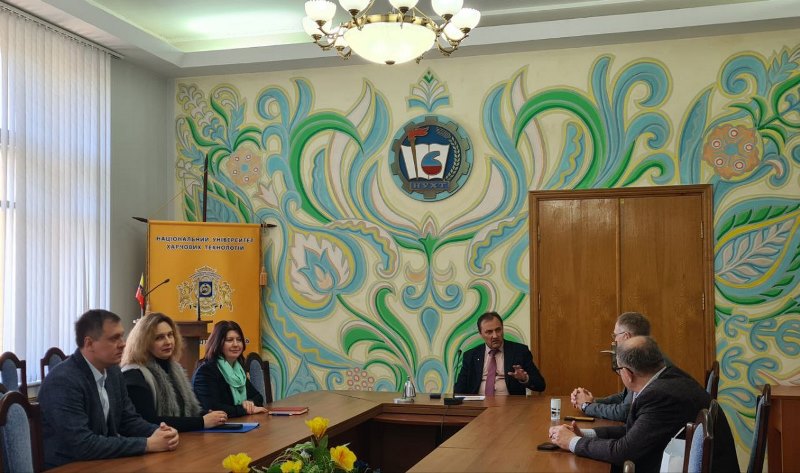 Співпраця задля інновацій в освіті: НУХТ і «Центр освіти Оптіма» об’єднують зусилля!