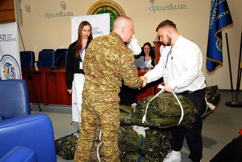 Військовим – від університетської спільноти