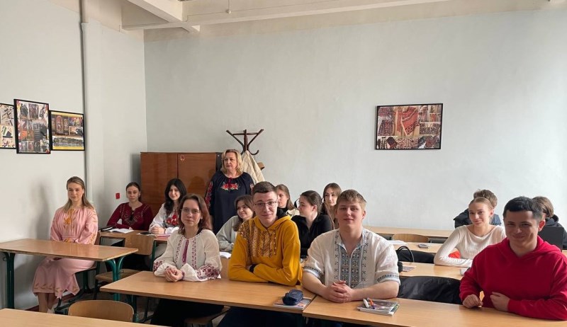 День вишиванки на кафедрі гуманітарних дисциплін
