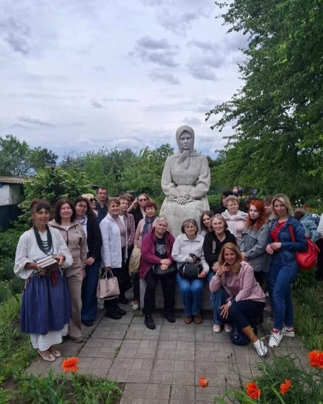 Квіти Катерини Білокур – емоційне перезавантаження від Профкому