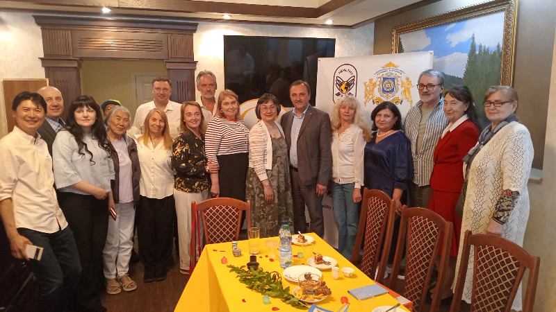 Традиції здорових харчових звичок довголіття