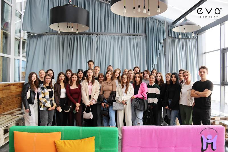 Менеджери персоналу в EVO.company: сучасний офіс та живе спілкування з HR-експертами