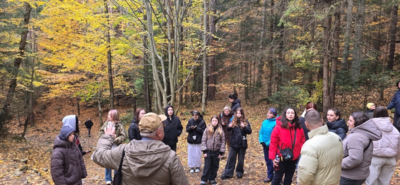 Барвисте Прикарпаття: пізнавальна подорож здобувачів НУХТ