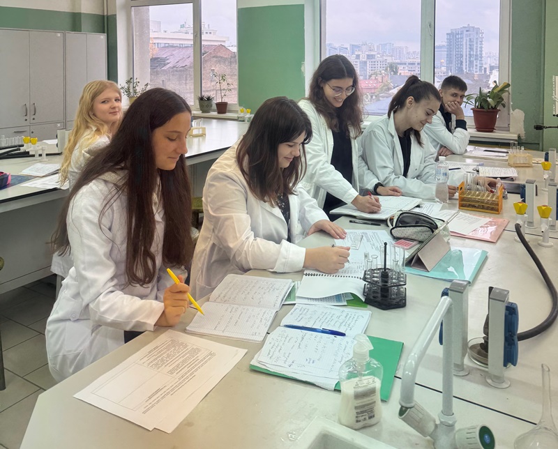 Від теорії до практики: дослідження молодих науковців на кафедрі харчової хімії