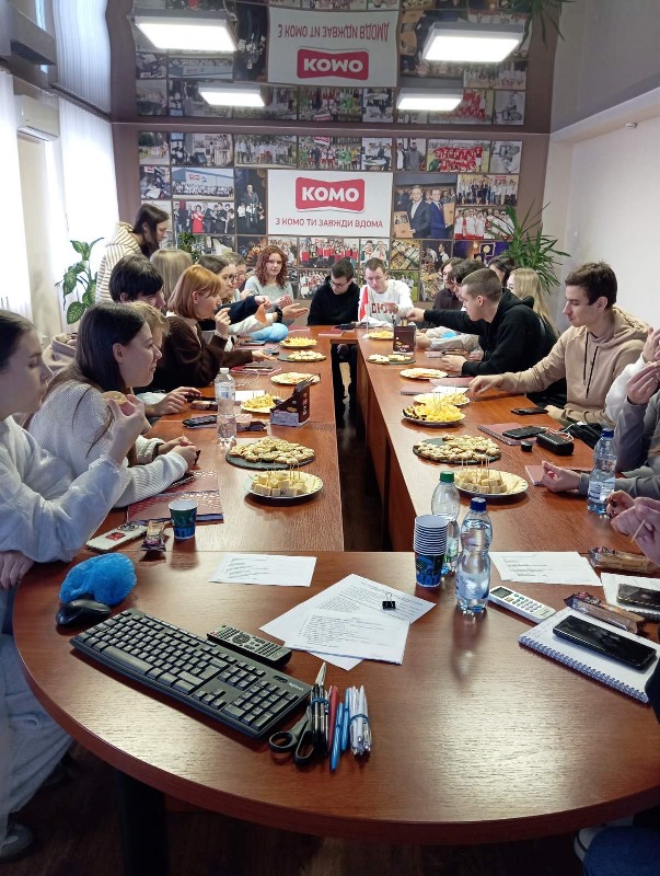 Подорож у світ сироваріння: майбутні фахівці знайомляться з виробництвом на ПрАТ «Дубномолоко»