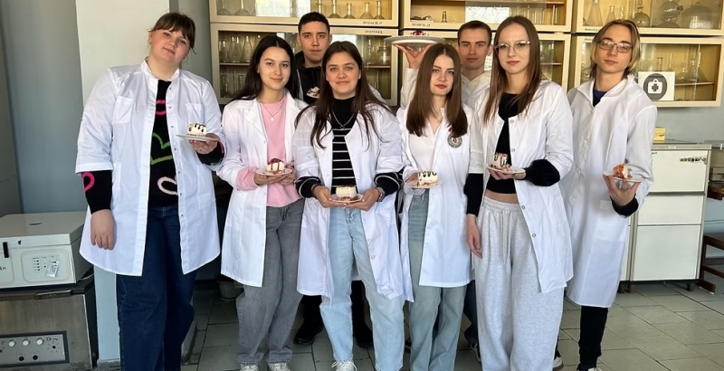 Морозиво як основа творчості: лабораторна робота першокурсників