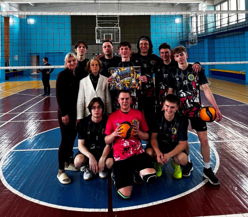 Чоловіча збірна НУХТ з волейболу стартувала у турнірі «Пліч-о-пліч»