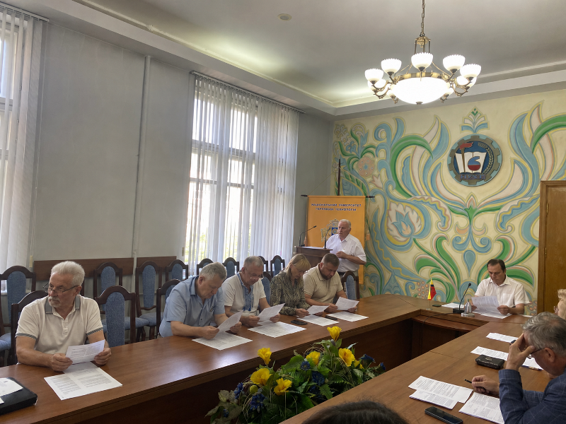Вчена рада університету зібралася на останнє у 2025-2026 навчальному році засідання