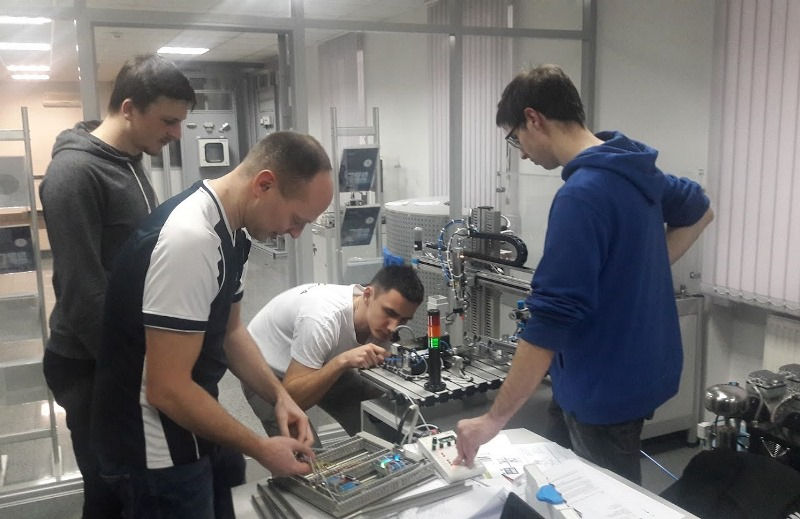 Розпочалася практика магістрантів спеціальності «Прикладна механіка»