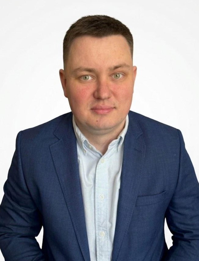 доцент, кандидат економічних наук