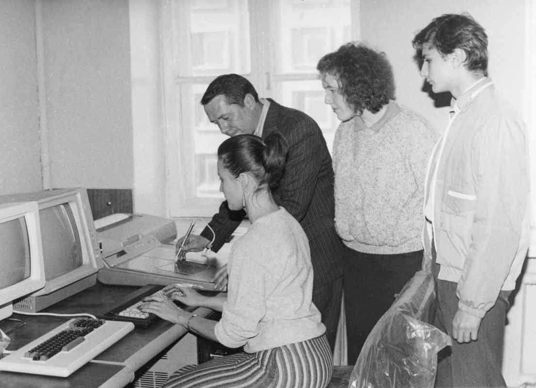 Нигора - заняття з машинної графіки