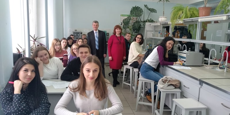 Успішна акредитація освітньої програми «Хімічні технології харчових добавок та косметичних засобів» – основна оцінка підготовки фахівців високого рівня