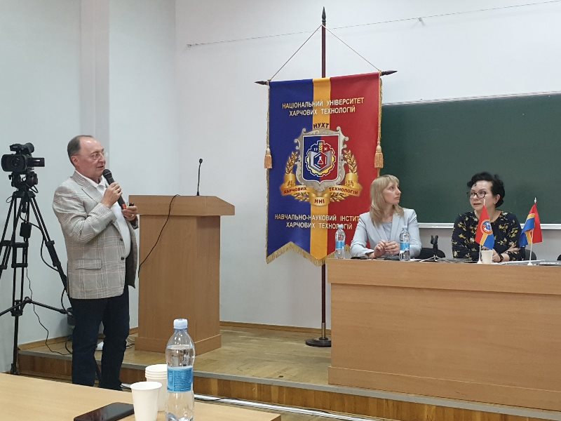 Сучасні тренди та орієнтири молочної промисловості: започатковуємо ще одну наукову традицію