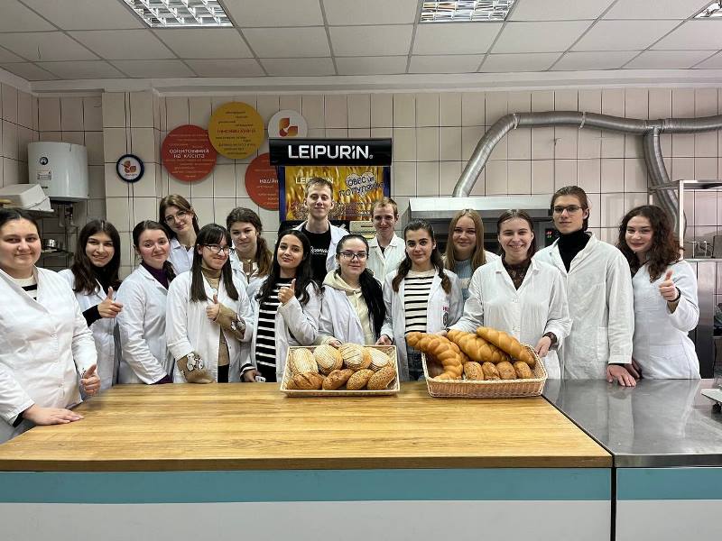 Четвертокурсники набули практичні навички з дисципліни «Технології хлібобулочних виробів»