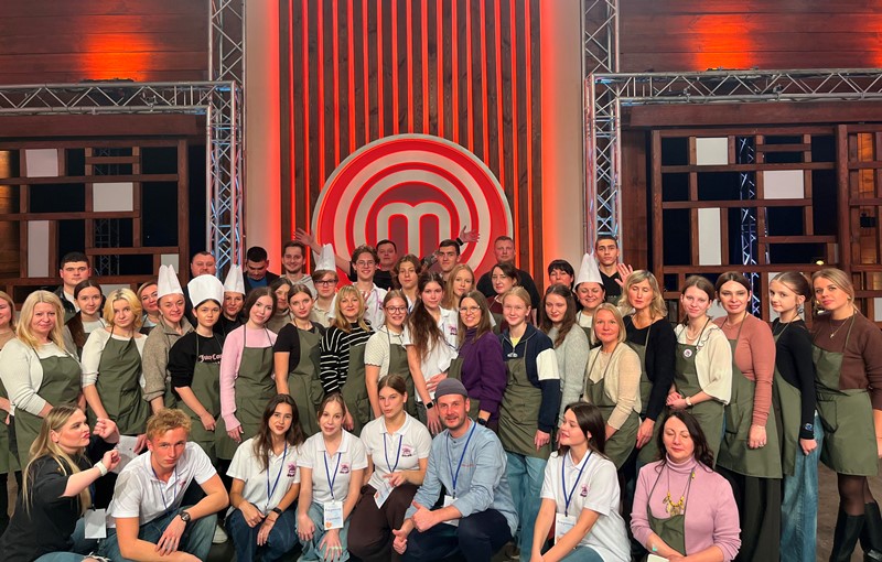 Викладач НУХТ долучився до благодійного кулінарного проєкту «Cookie’s for Forces» від ШАРМ