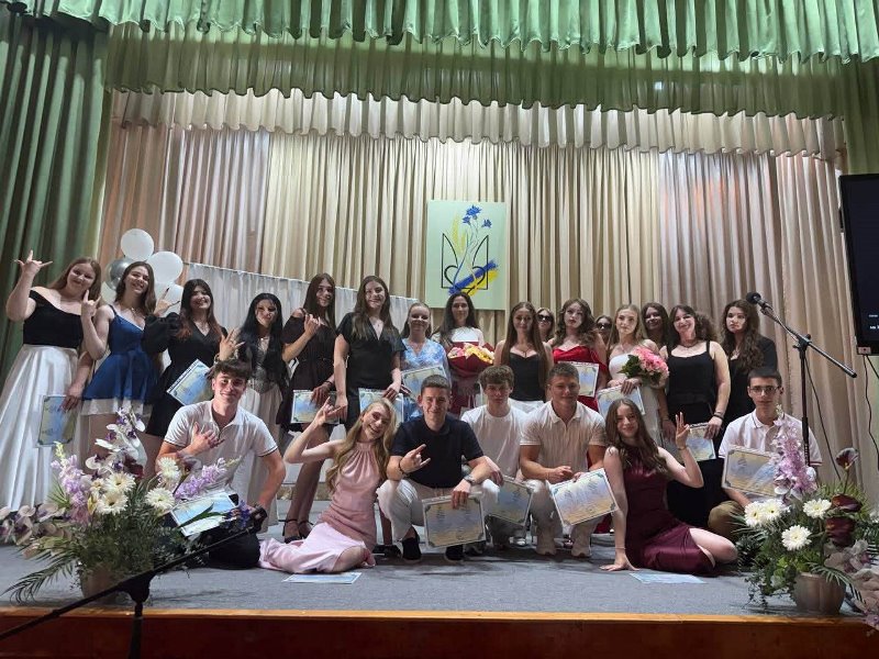 Диплом – у руках, мрії – попереду!